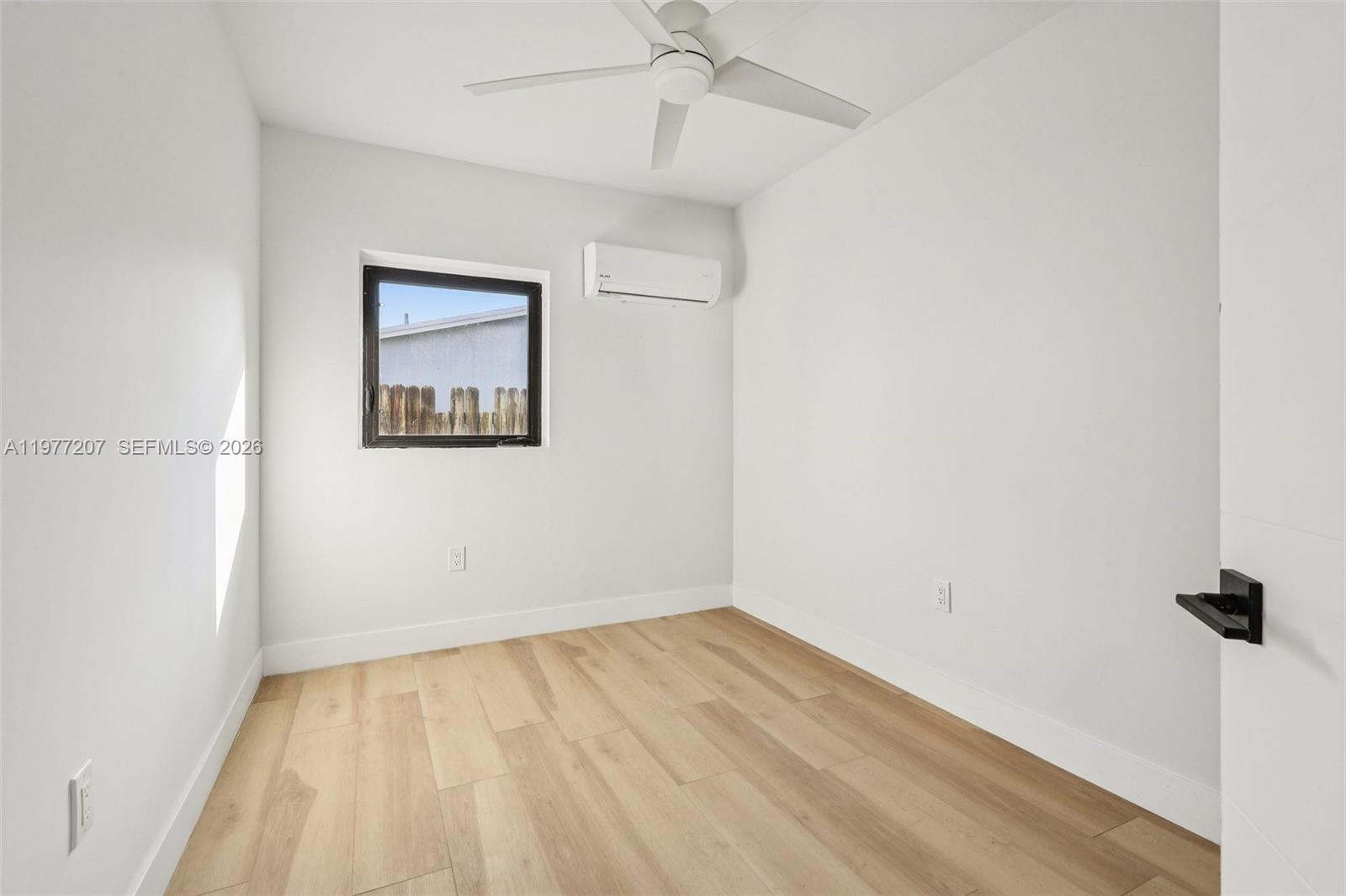 NORTH SHORE CREST - Residential