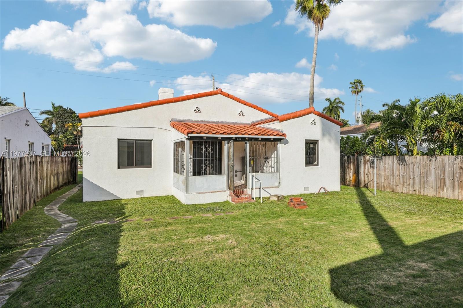 NORTH SHORE CREST - Residential