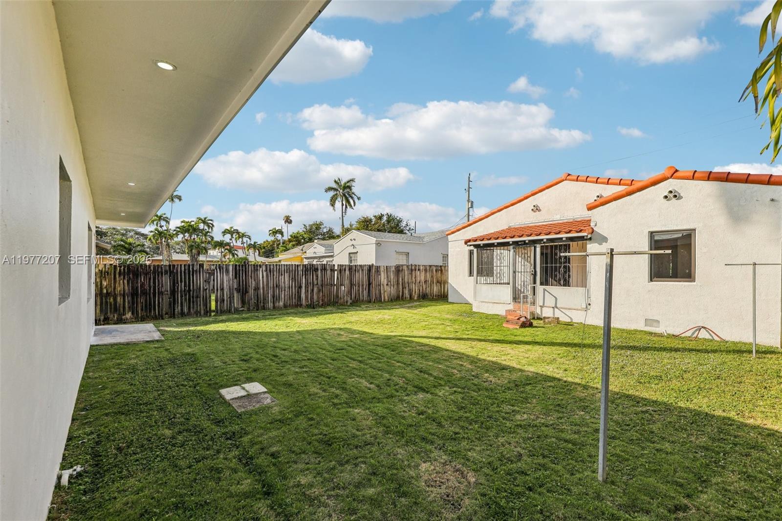 NORTH SHORE CREST - Residential