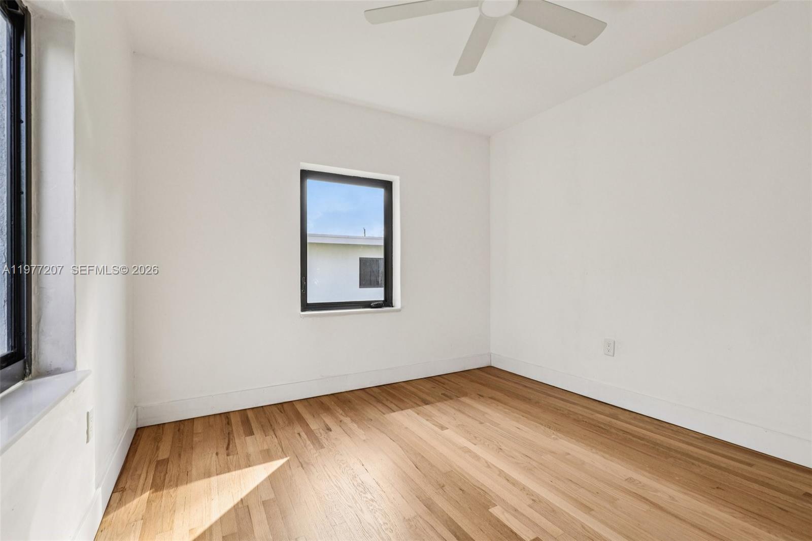 NORTH SHORE CREST - Residential