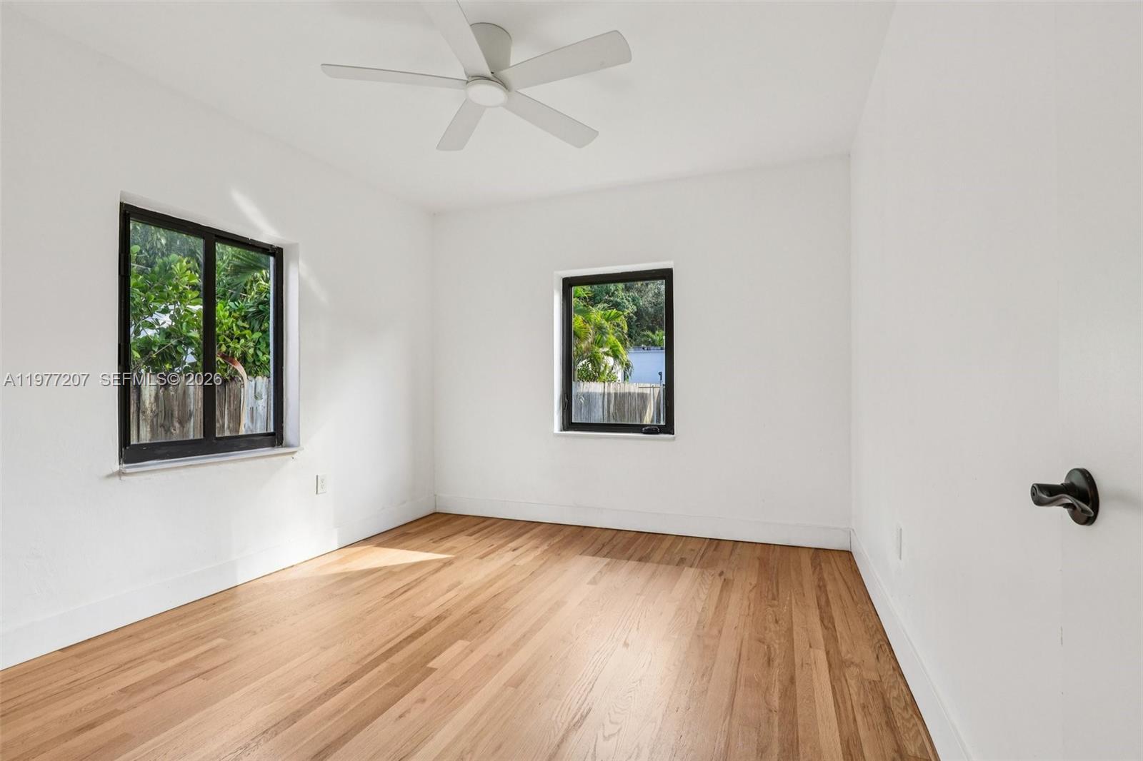 NORTH SHORE CREST - Residential