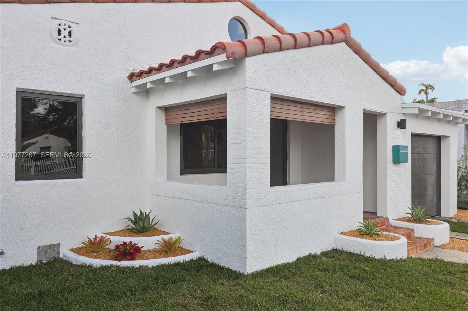 NORTH SHORE CREST - Residential