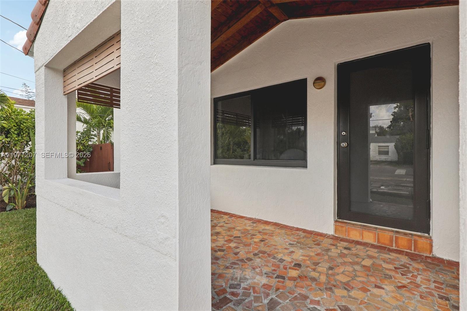 NORTH SHORE CREST - Residential