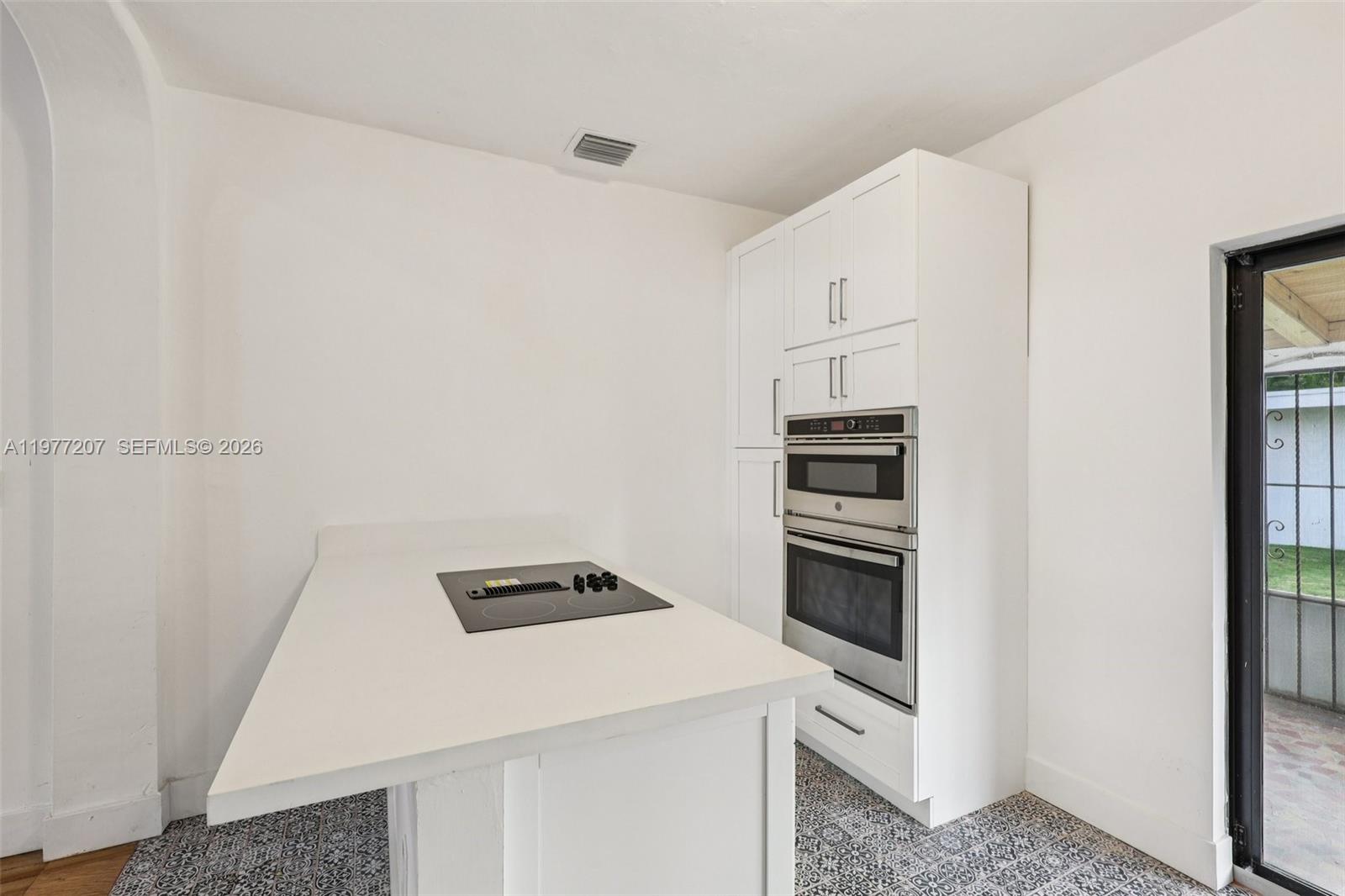 NORTH SHORE CREST - Residential