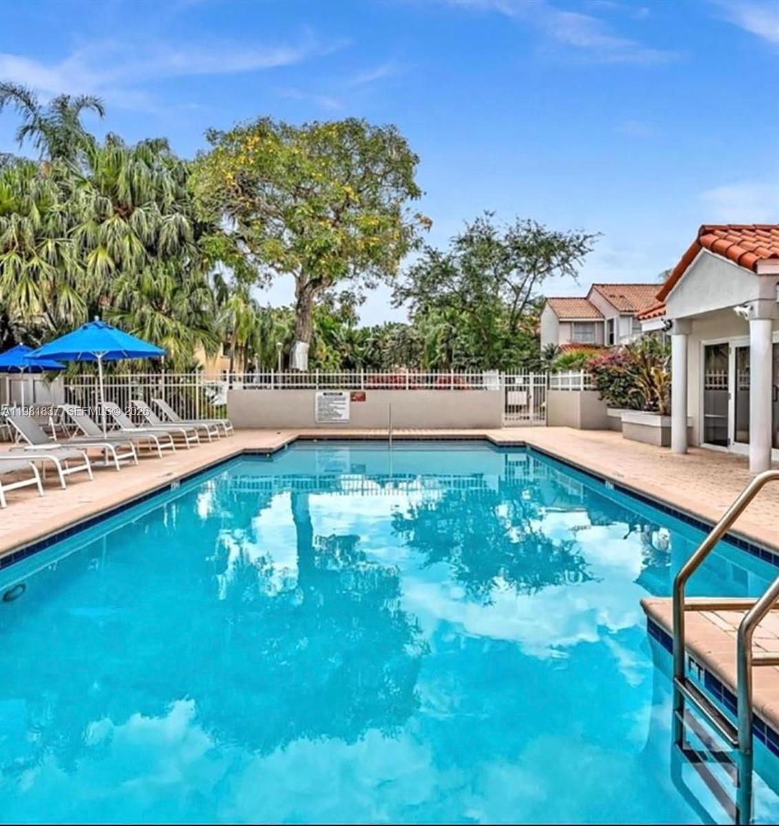 EMERALD POINTE - Residential Lease