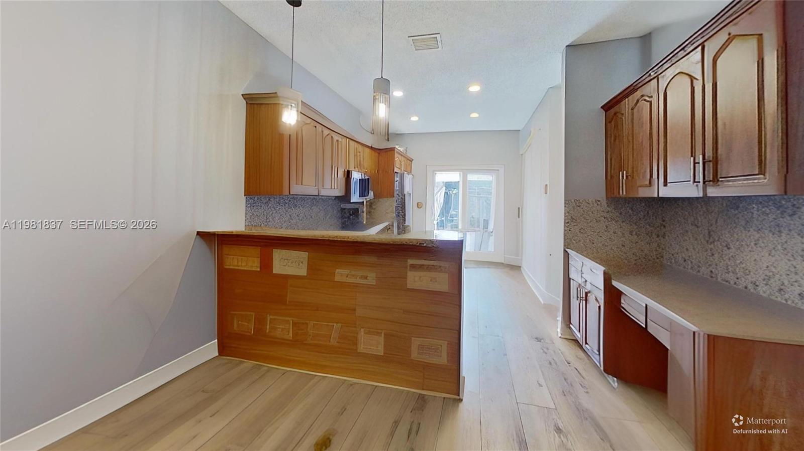 EMERALD POINTE - Residential Lease