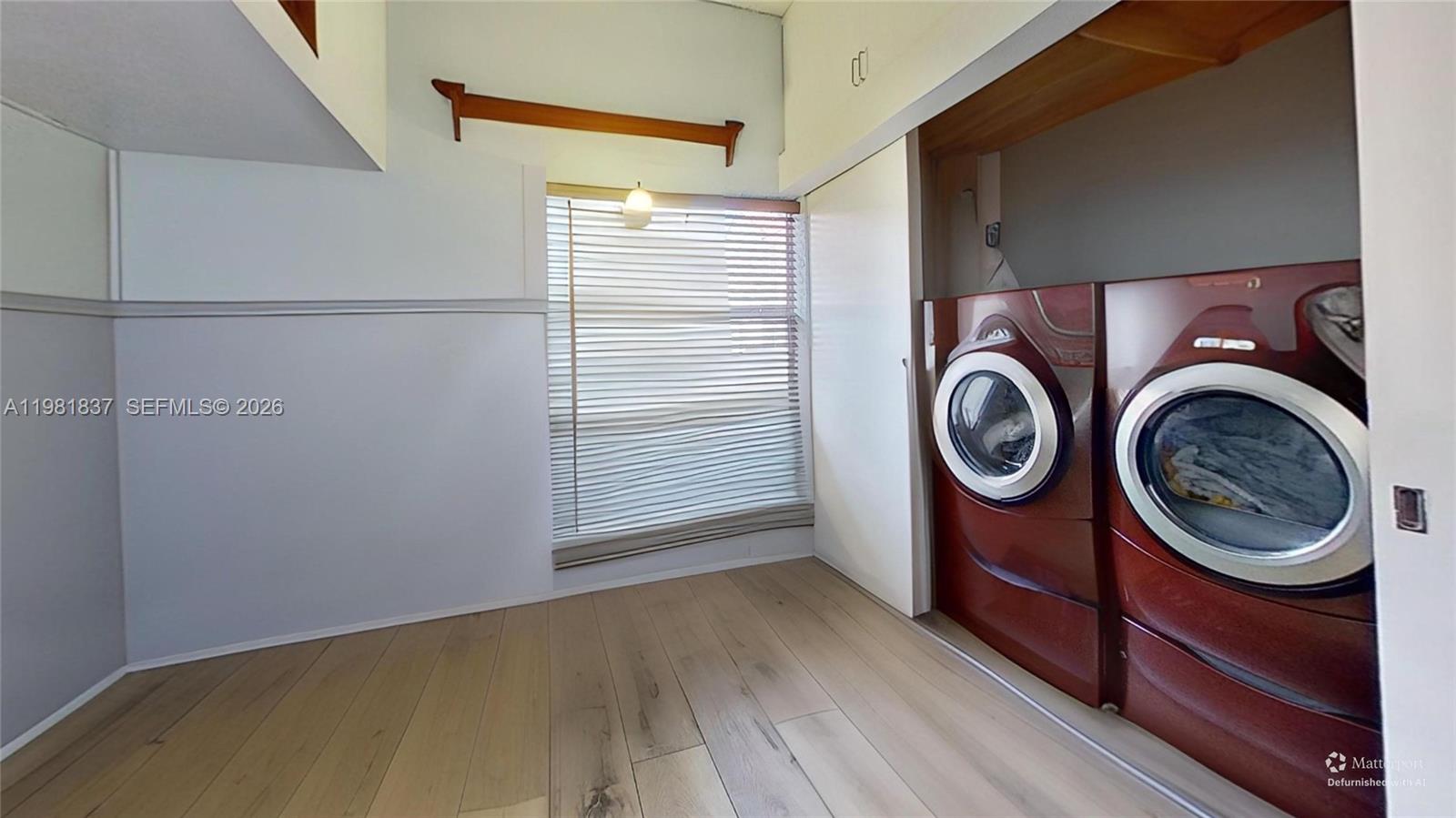 EMERALD POINTE - Residential Lease