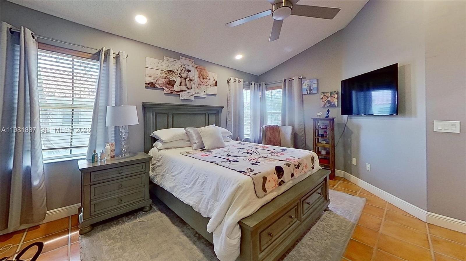 EMERALD POINTE - Residential Lease