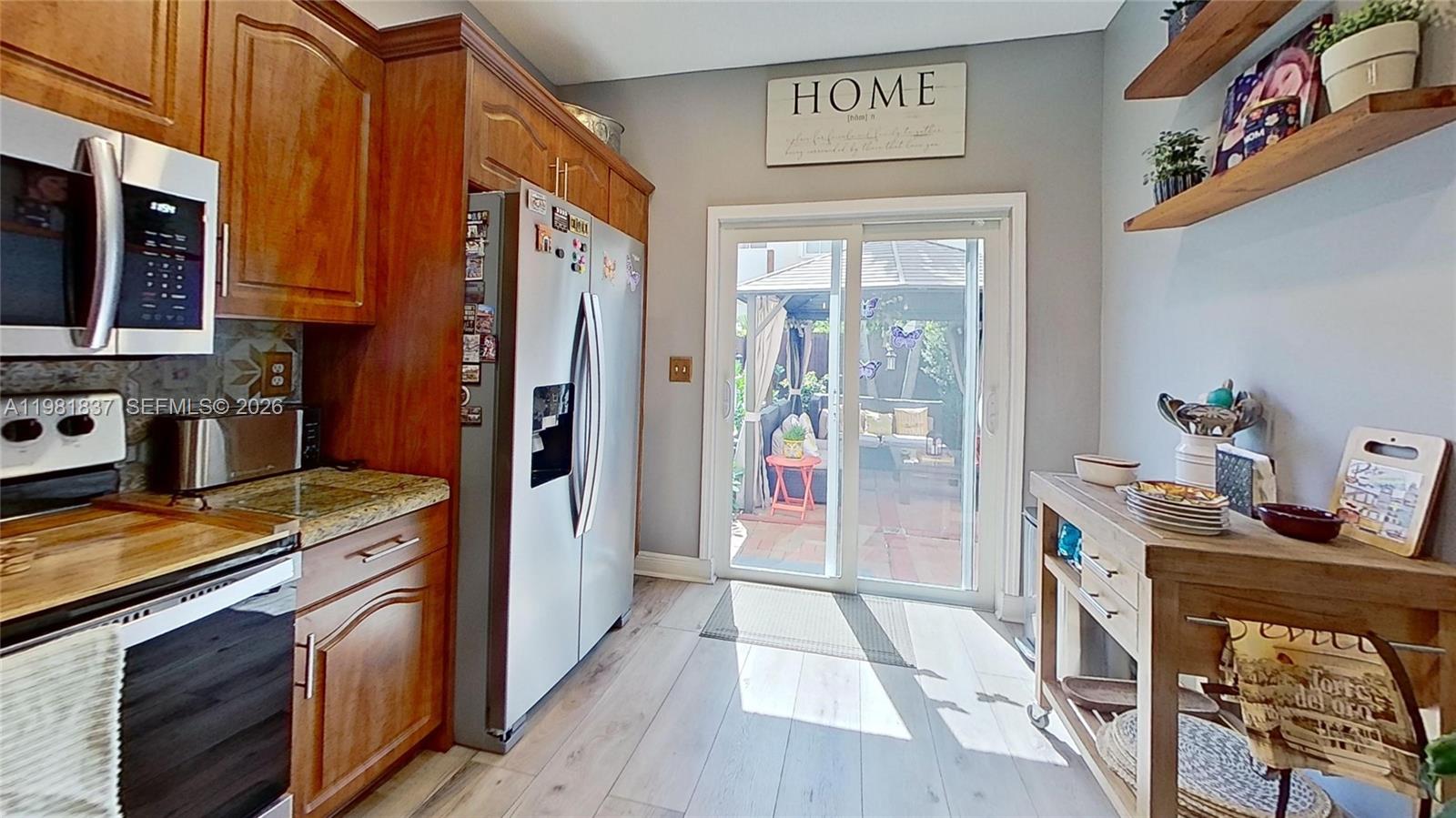 EMERALD POINTE - Residential Lease