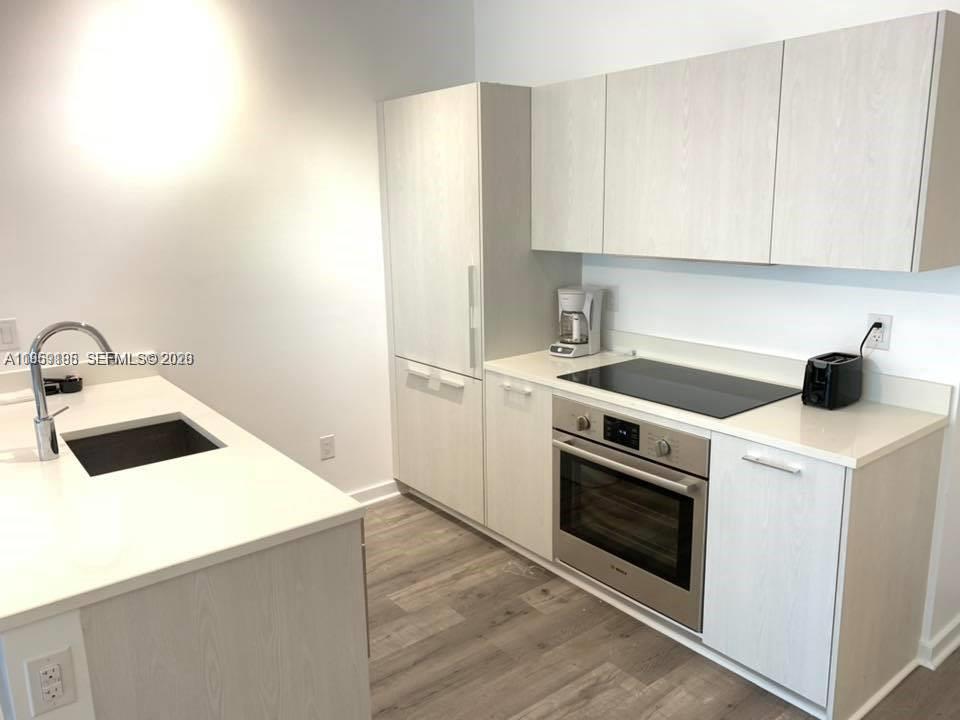 PARAISO BAYVIEWS CONDO - Residential