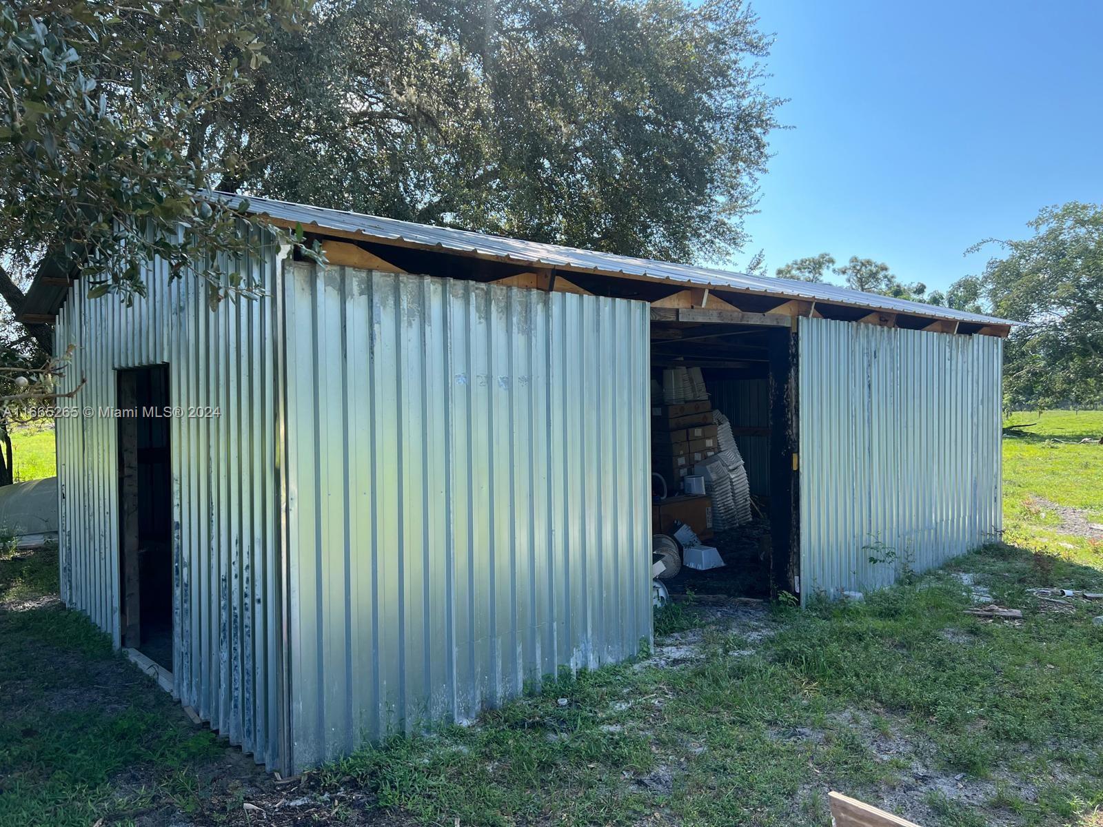ARBUCKLE BRANCH RANCHETTES - Residential