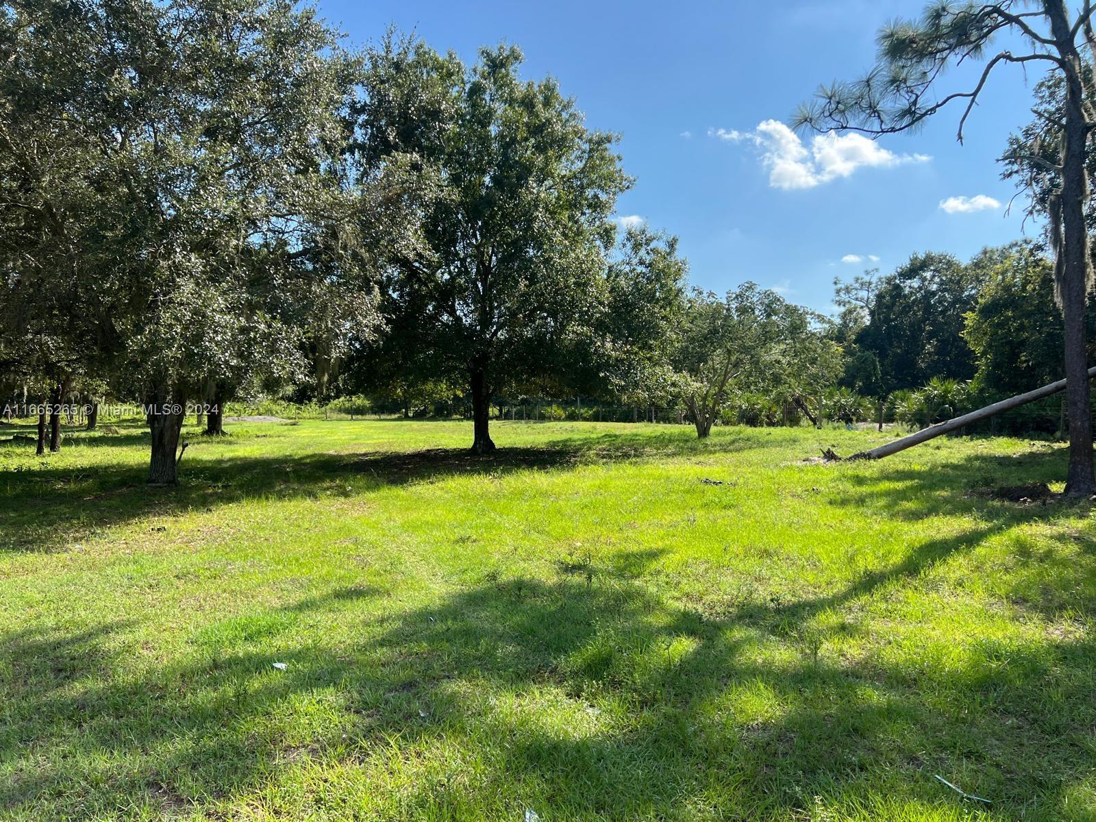 ARBUCKLE BRANCH RANCHETTES - Residential