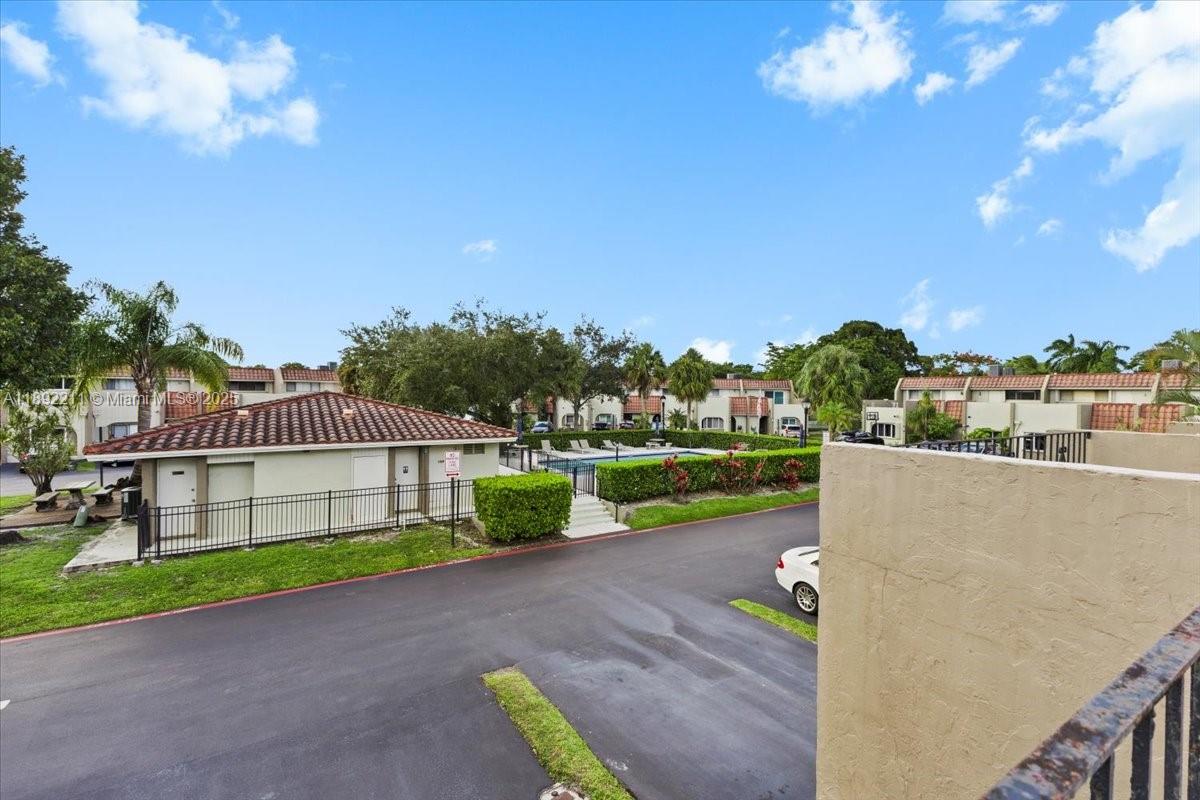 LAS HACIENDAS TOWNHOUSE C - Residential