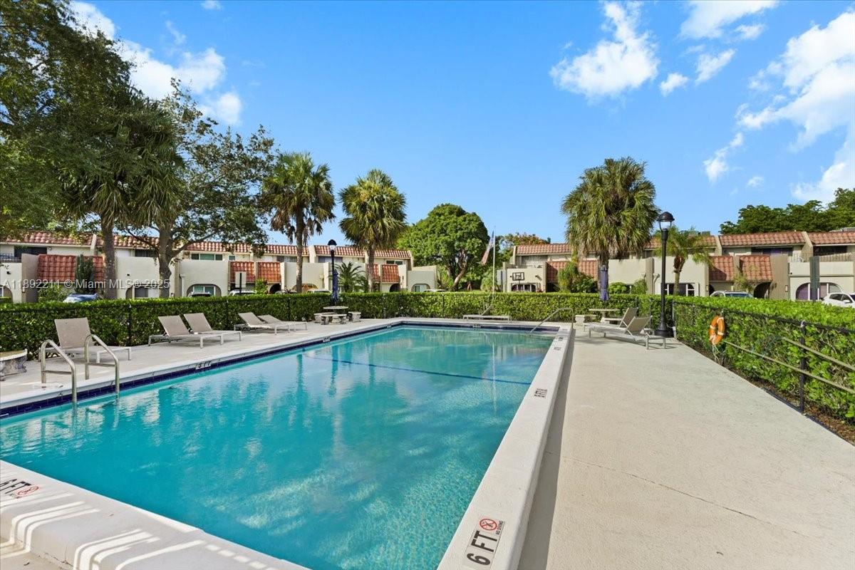 LAS HACIENDAS TOWNHOUSE C - Residential
