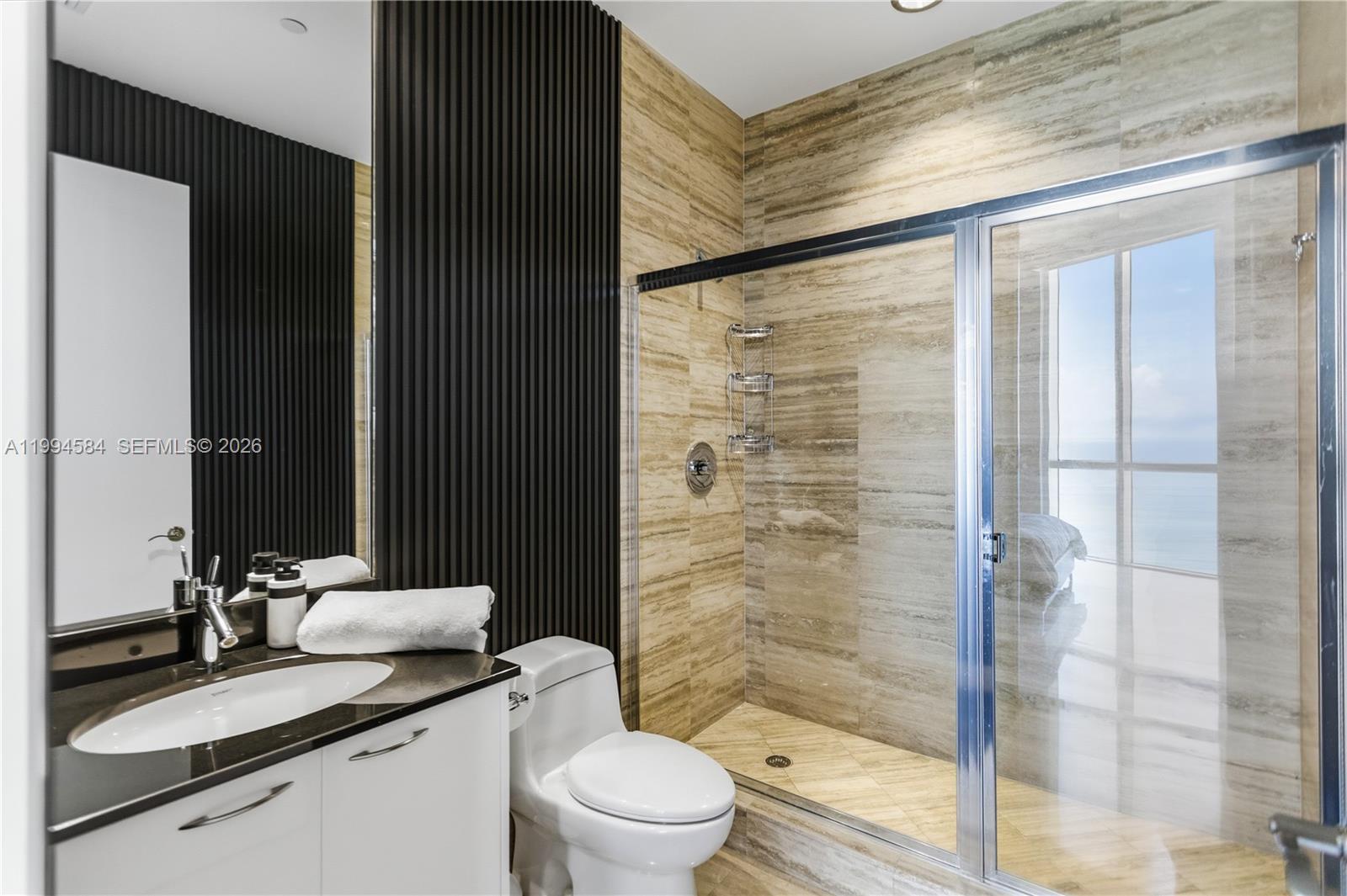 TDR TOWER III CONDO - Residential