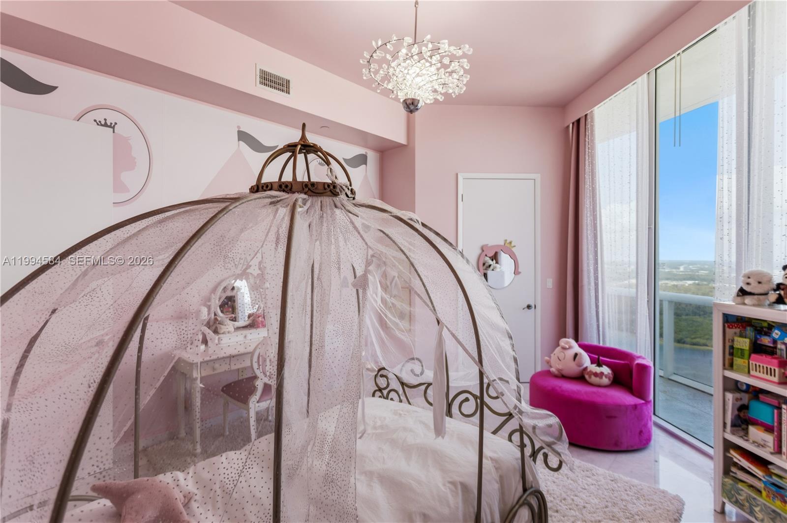 TDR TOWER III CONDO - Residential