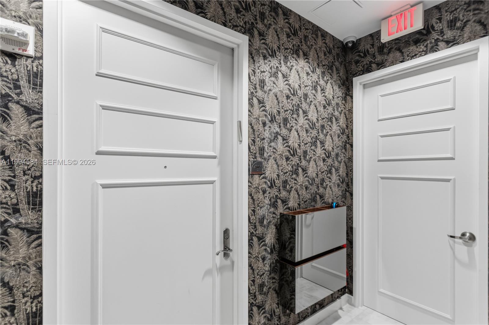 TDR TOWER III CONDO - Residential