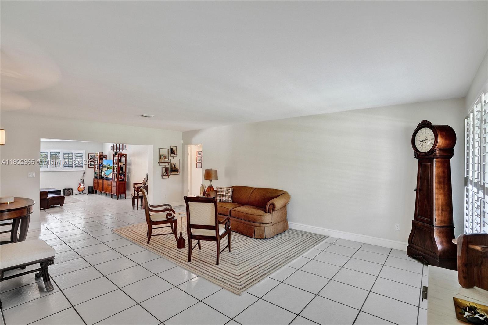 DARLINGTON MANOR - Residential