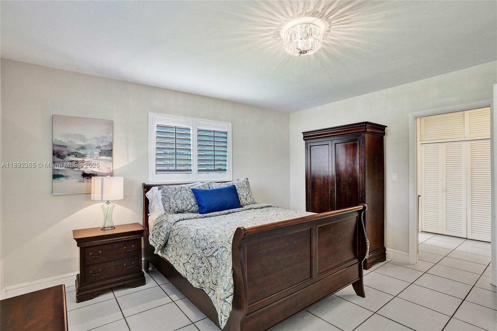 DARLINGTON MANOR - Residential