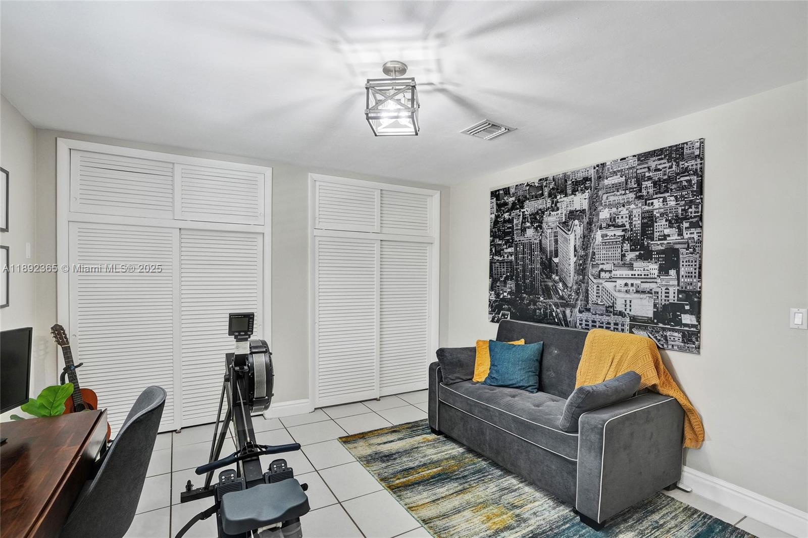 DARLINGTON MANOR - Residential