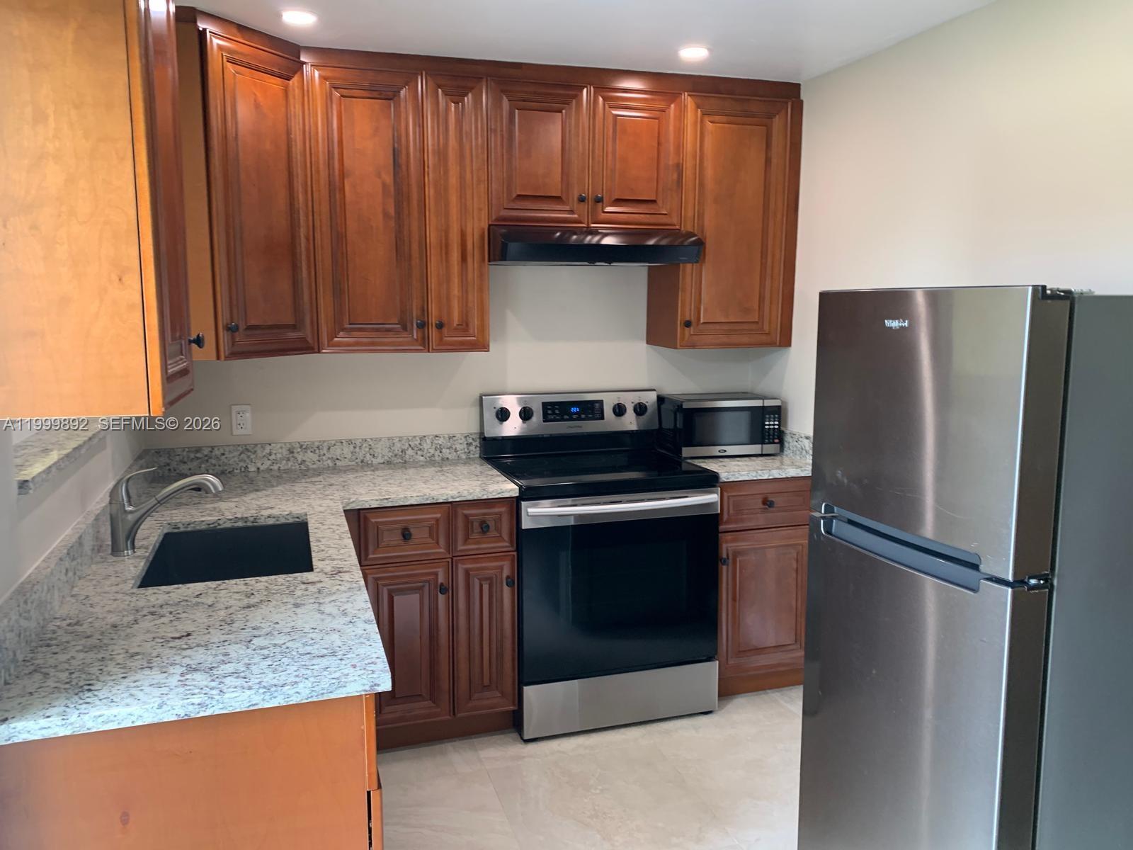 SIERRA 1ST ADDN - Residential Lease