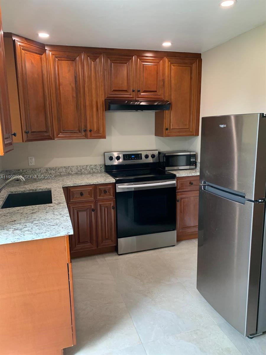 SIERRA 1ST ADDN - Residential Lease