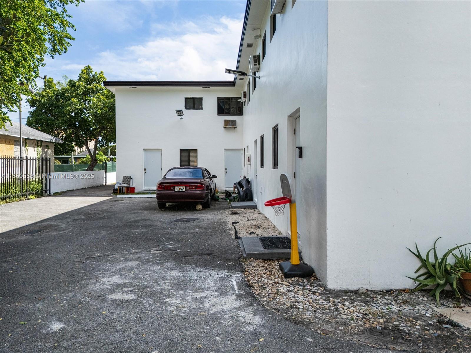 ROSE LAWN PK A SUB - Residential Income