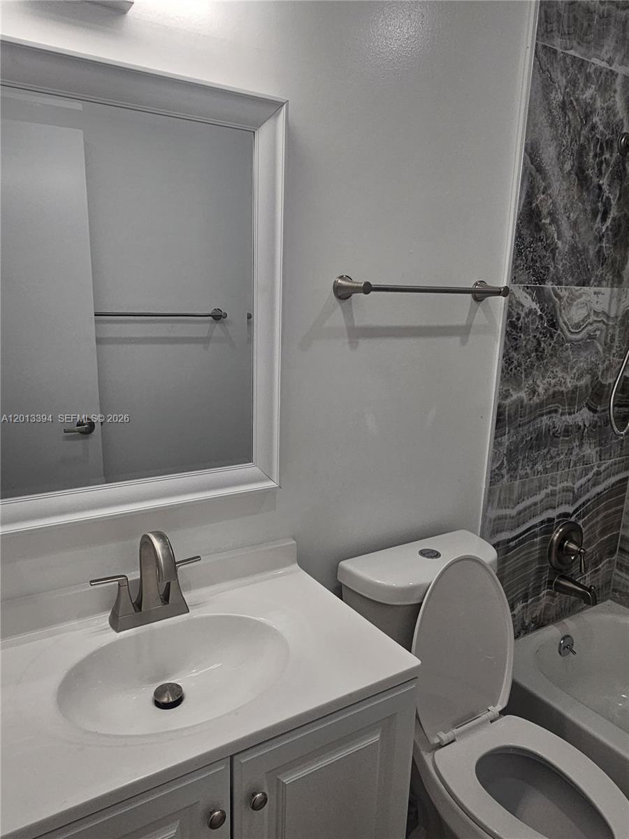 ROCK CREEK PHASE TWO - Residential Lease