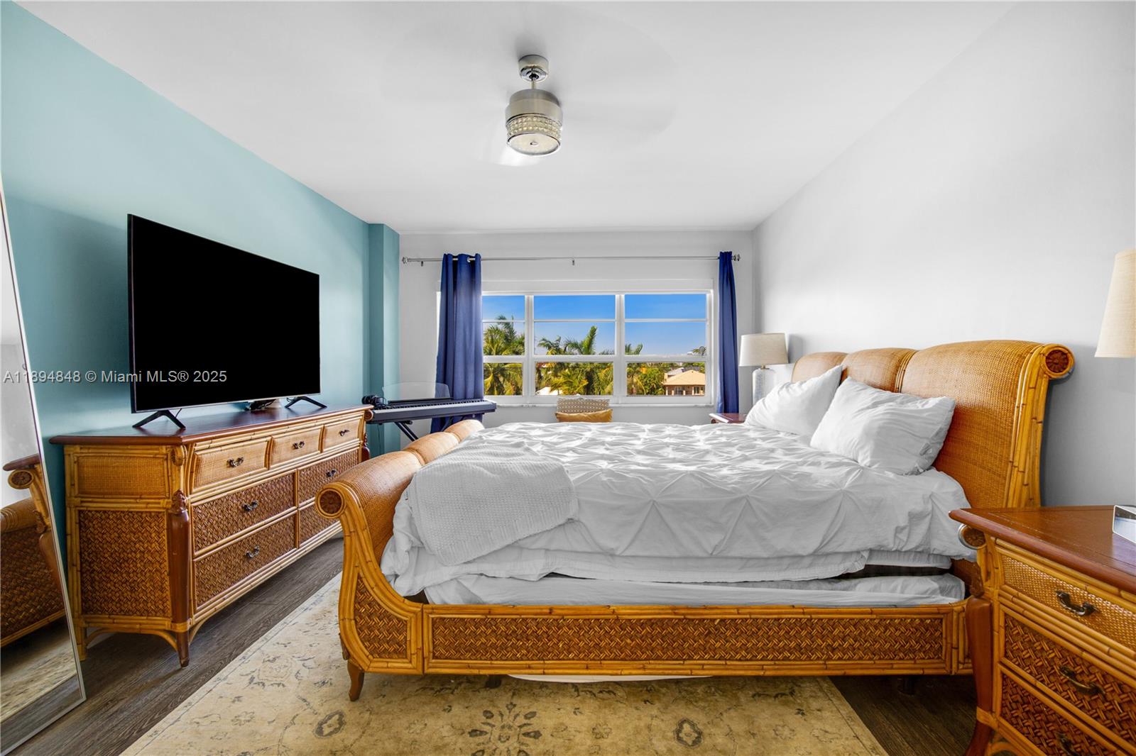 MARINE TOWER CONDO - Residential