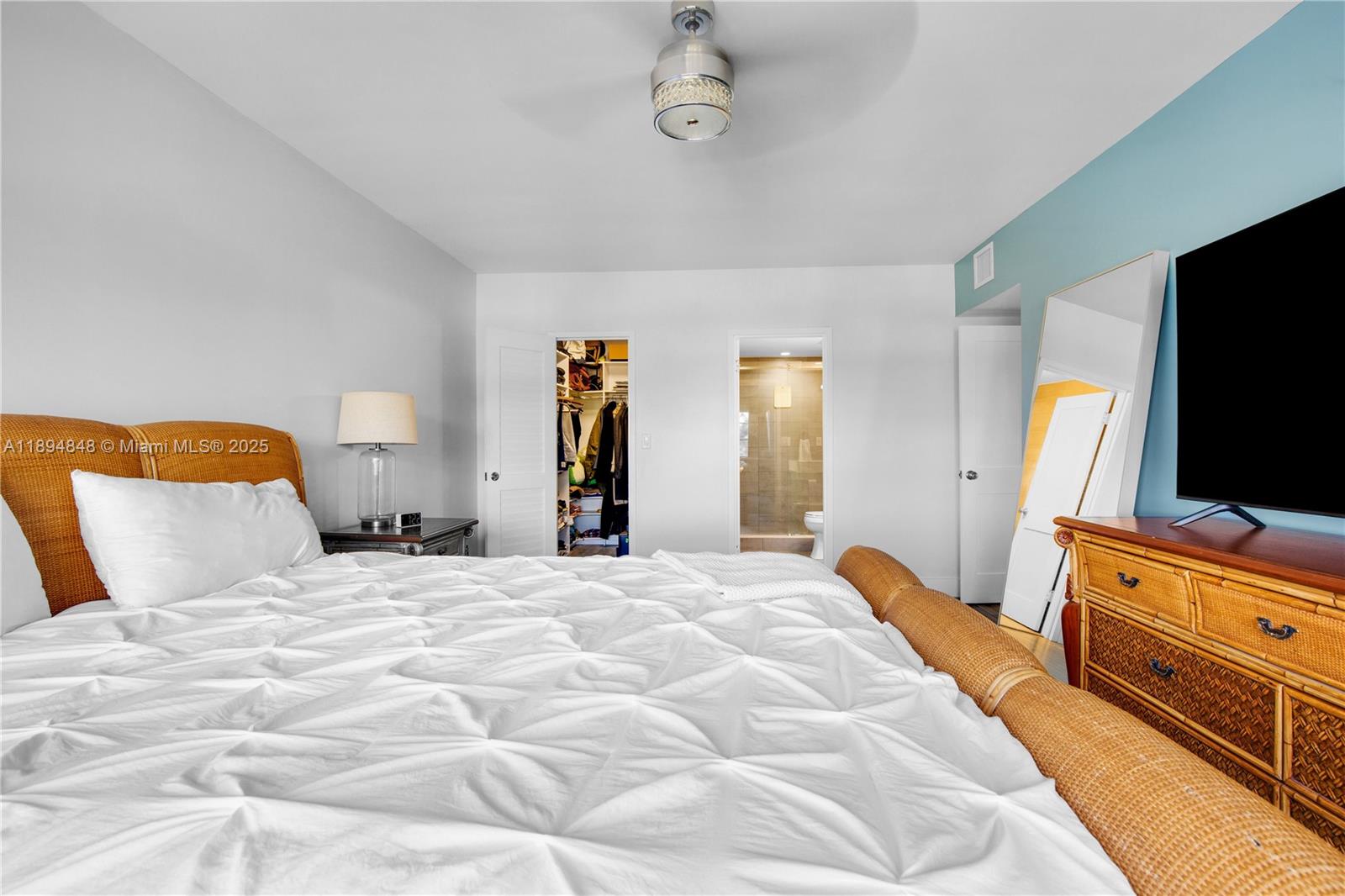 MARINE TOWER CONDO - Residential