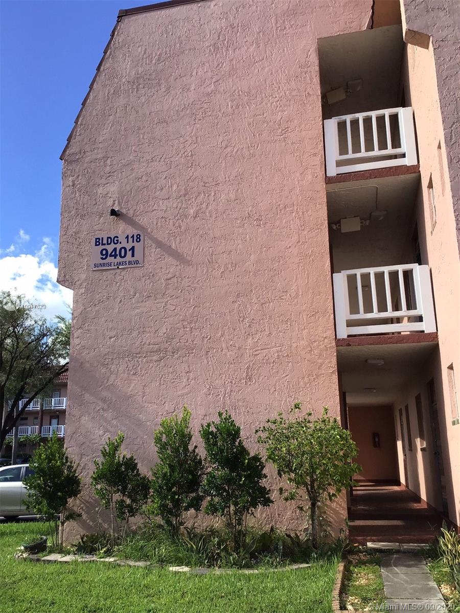 SUNRISE LAKES 118 CONDO - Residential