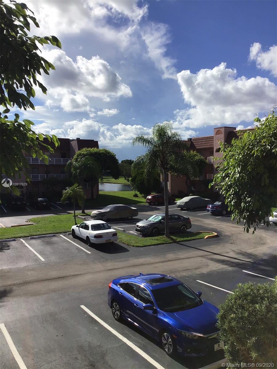 SUNRISE LAKES 118 CONDO - Residential