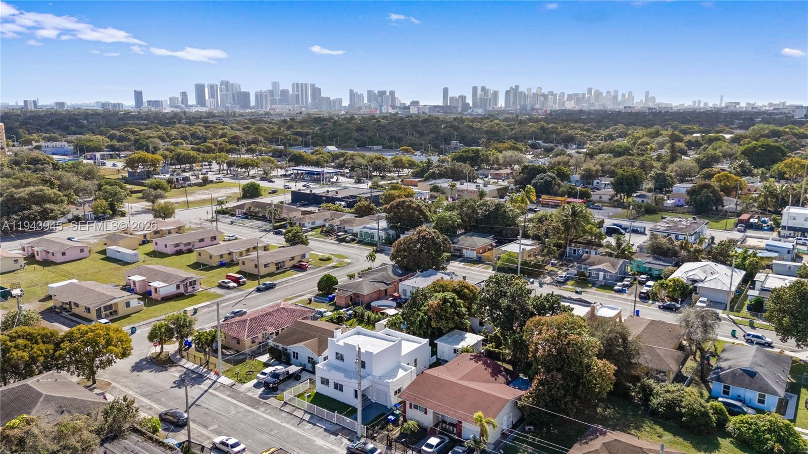 ORCHARD VILLA - Residential