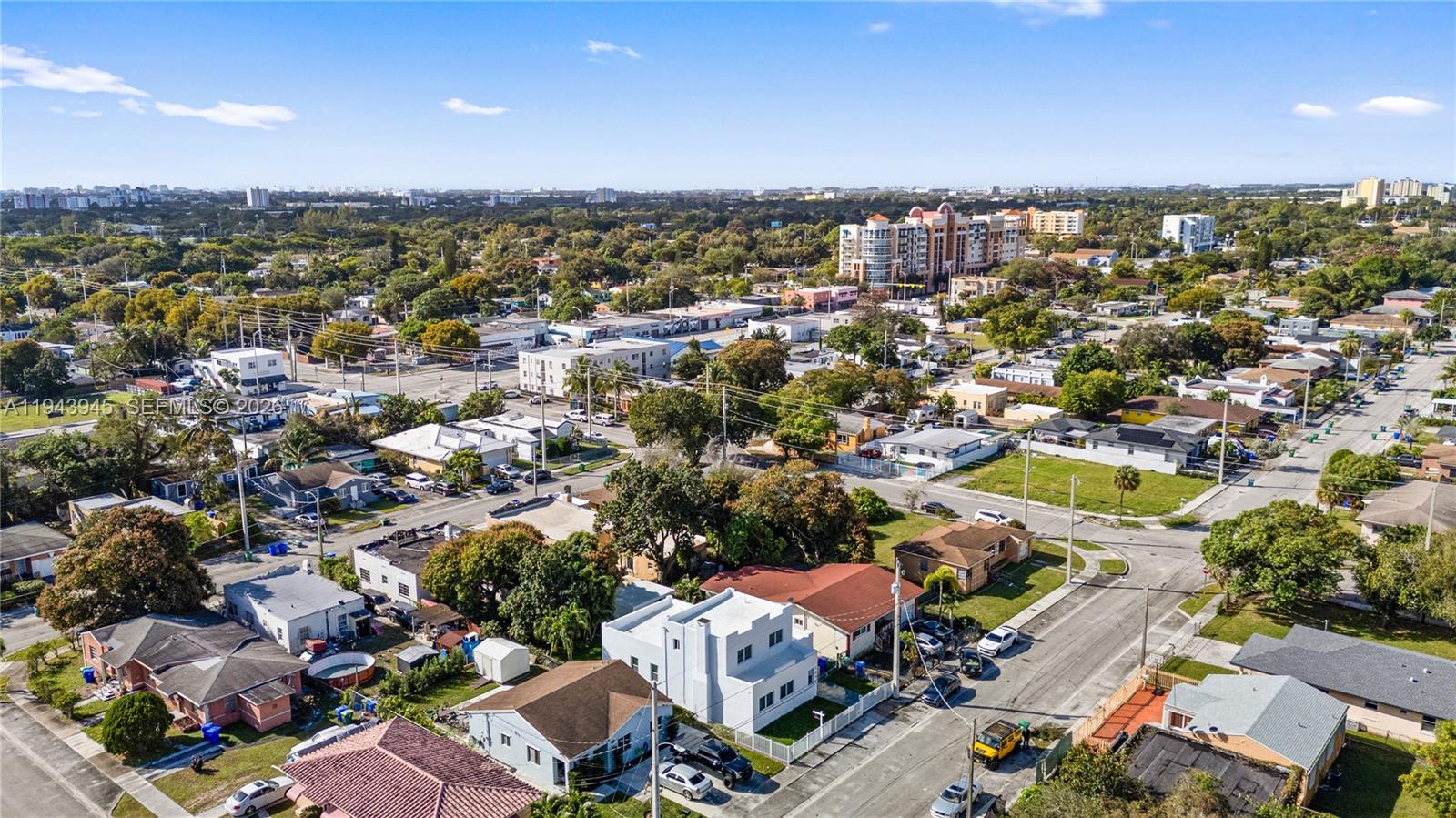 ORCHARD VILLA - Residential