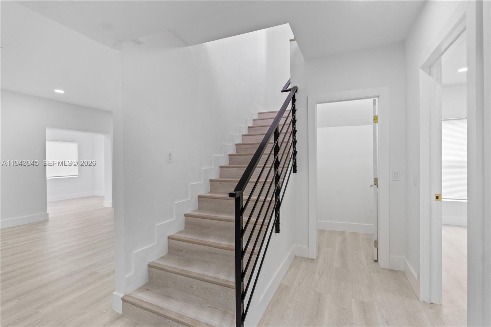 ORCHARD VILLA - Residential