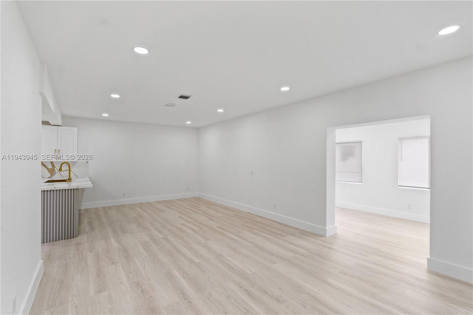 ORCHARD VILLA - Residential