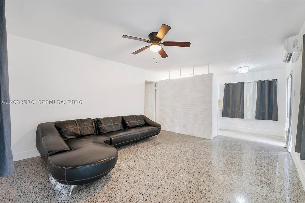Photo of 1821 SW 11th Ct #Rear, Fort Lauderdale, FL 33312 (MLS # A12033910)