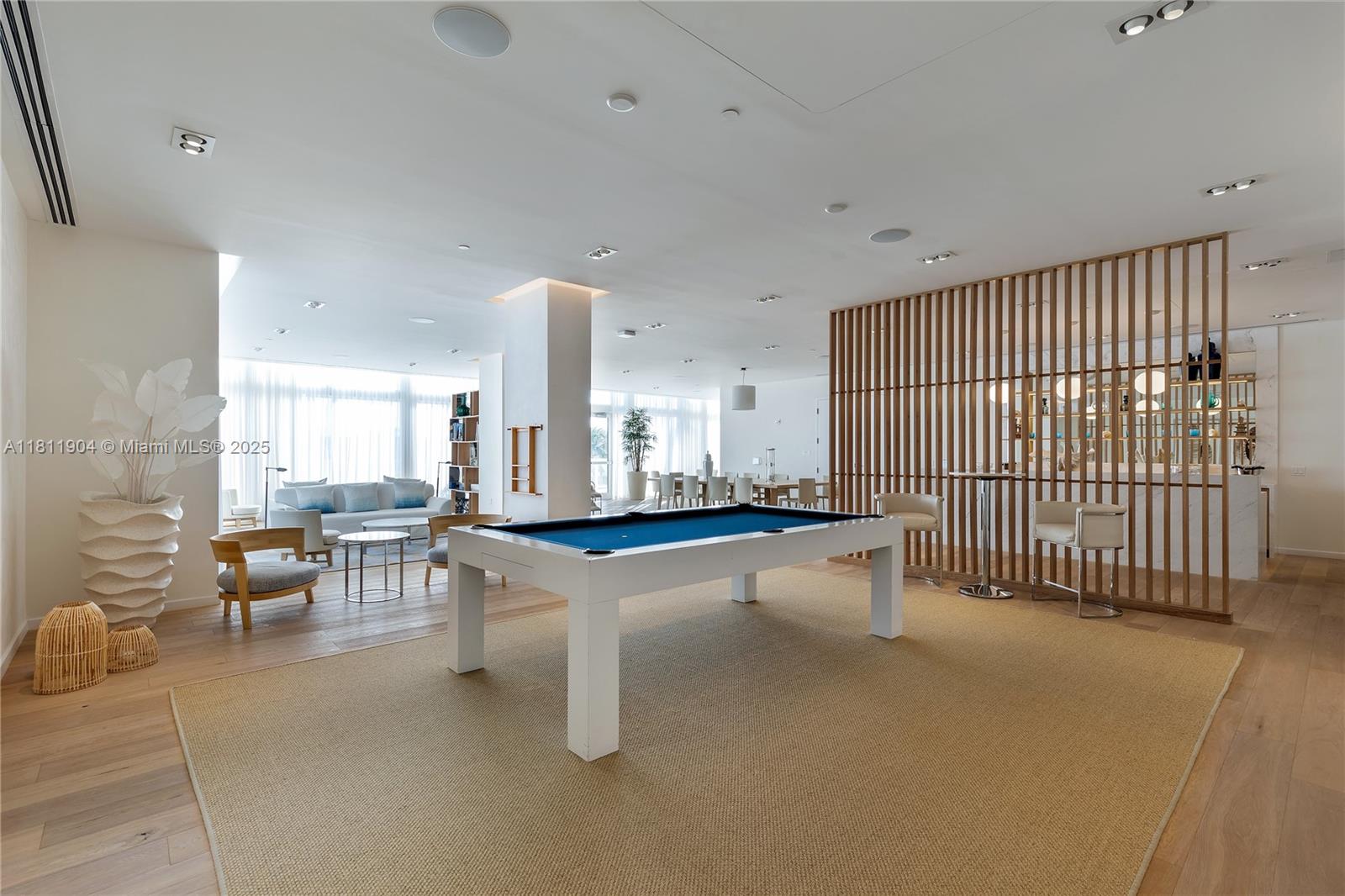 TIFFANY HOUSE CONDO - Residential