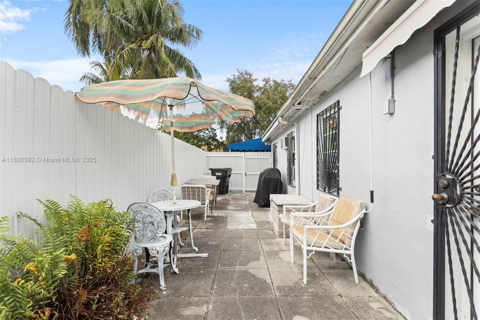 410 East Dr 2