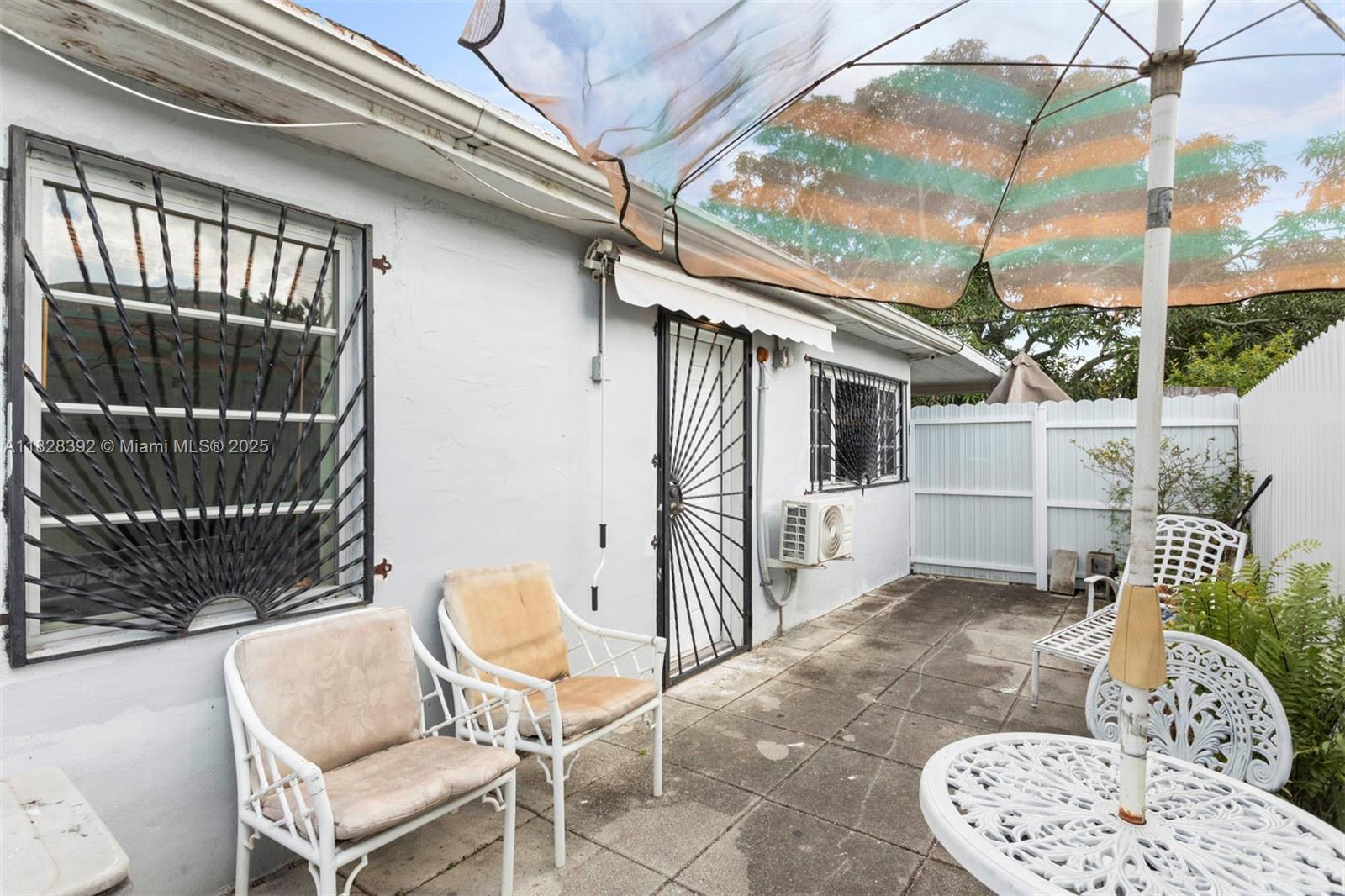 410 East Dr 2