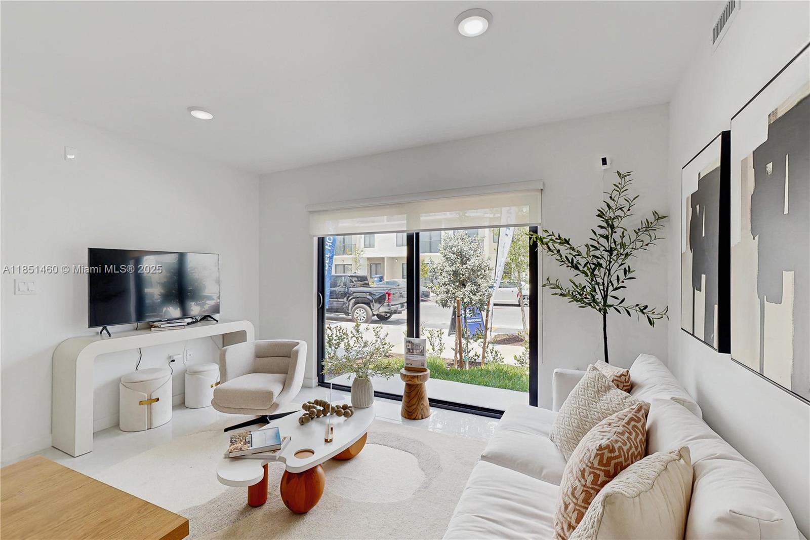 On Grandville - Residential