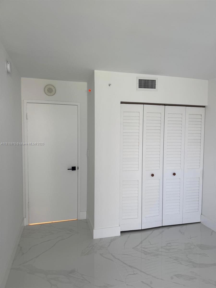 MADISON DOWNTOWN CONDO - Residential