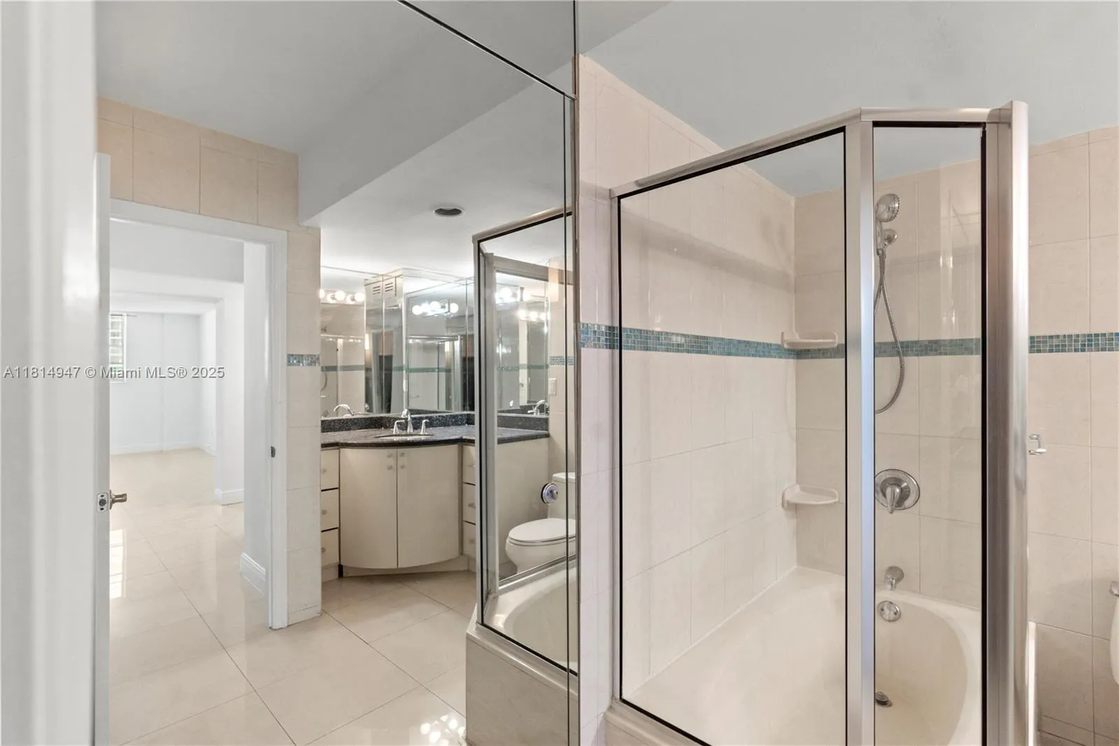 Sunny Isles Beach, Florida 33160, United States, 2 Bedrooms Bedrooms, ,2 BathroomsBathrooms,Residential,Active,143435