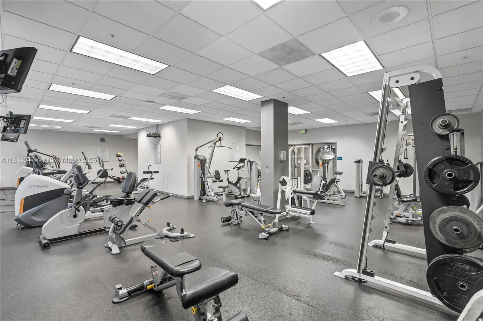 Sunny Isles Beach, Florida 33160, United States, 2 Bedrooms Bedrooms, ,2 BathroomsBathrooms,Residential,Active,143435