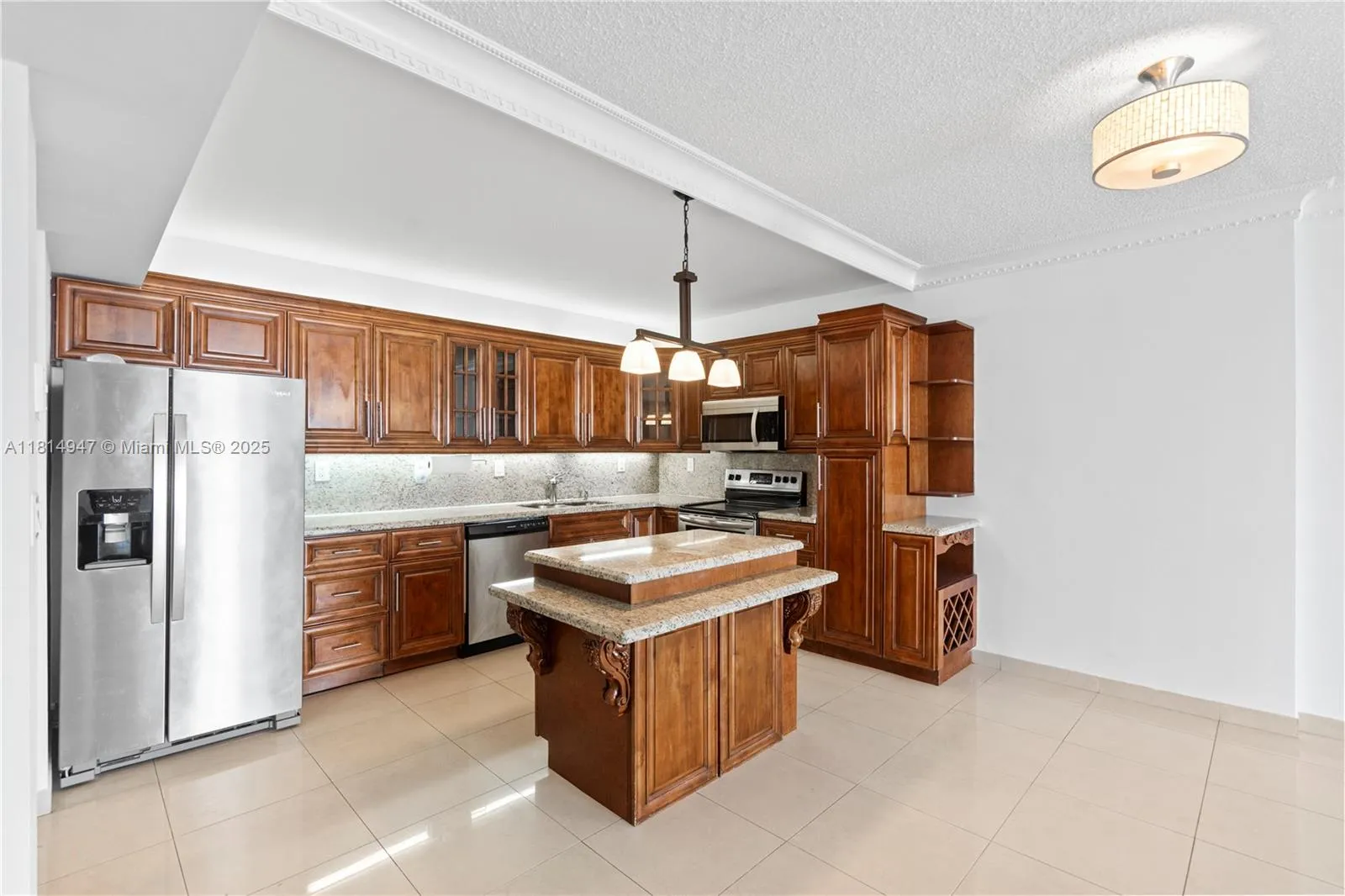 Sunny Isles Beach, Florida 33160, United States, 2 Bedrooms Bedrooms, ,2 BathroomsBathrooms,Residential,Active,143435