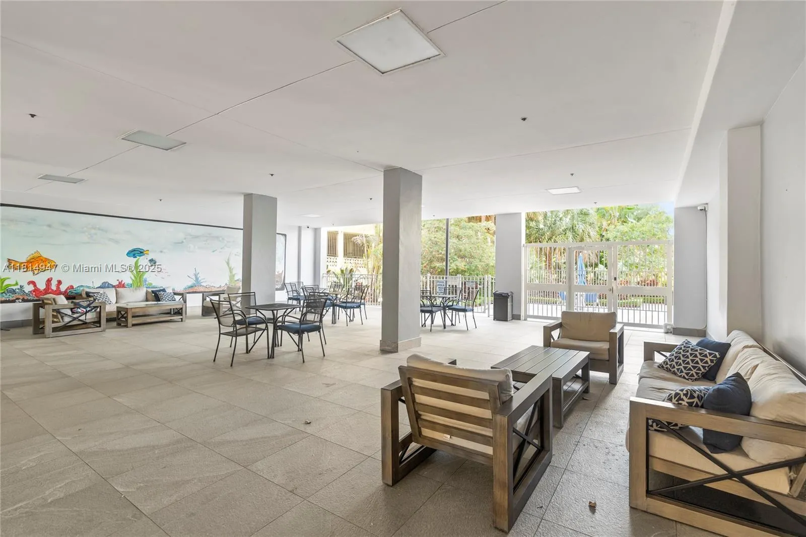 Sunny Isles Beach, Florida 33160, United States, 2 Bedrooms Bedrooms, ,2 BathroomsBathrooms,Residential,Active,143435