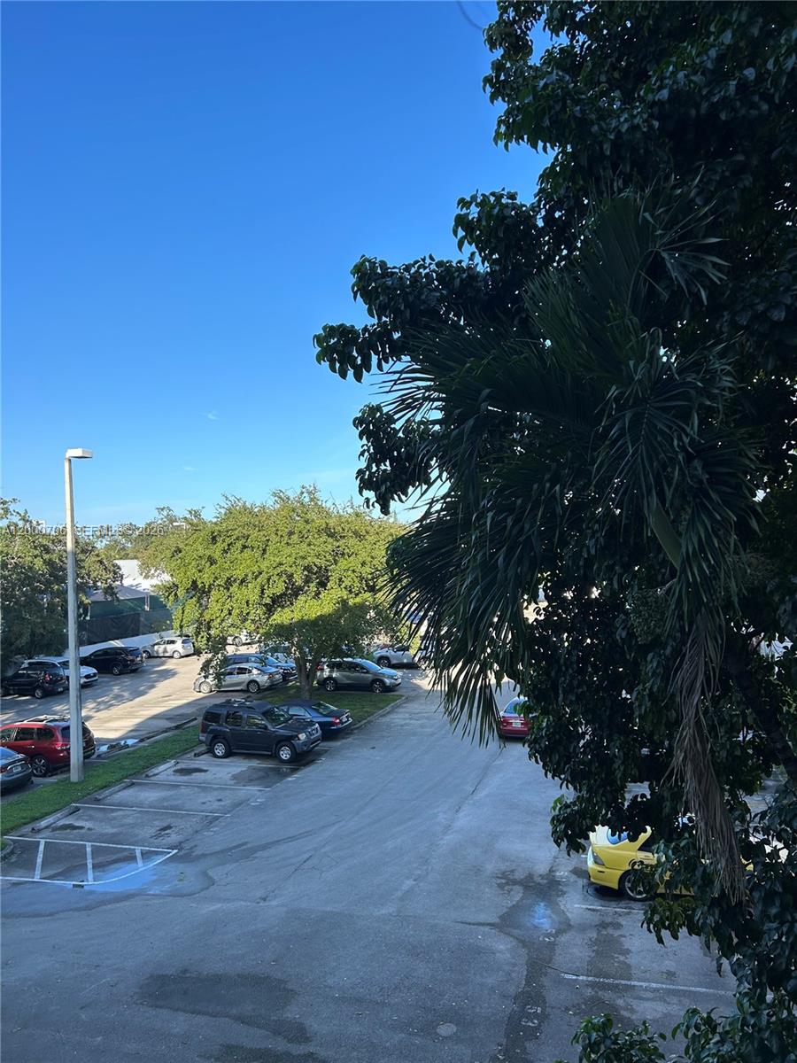 MONTECARLO CONDO - Residential Lease