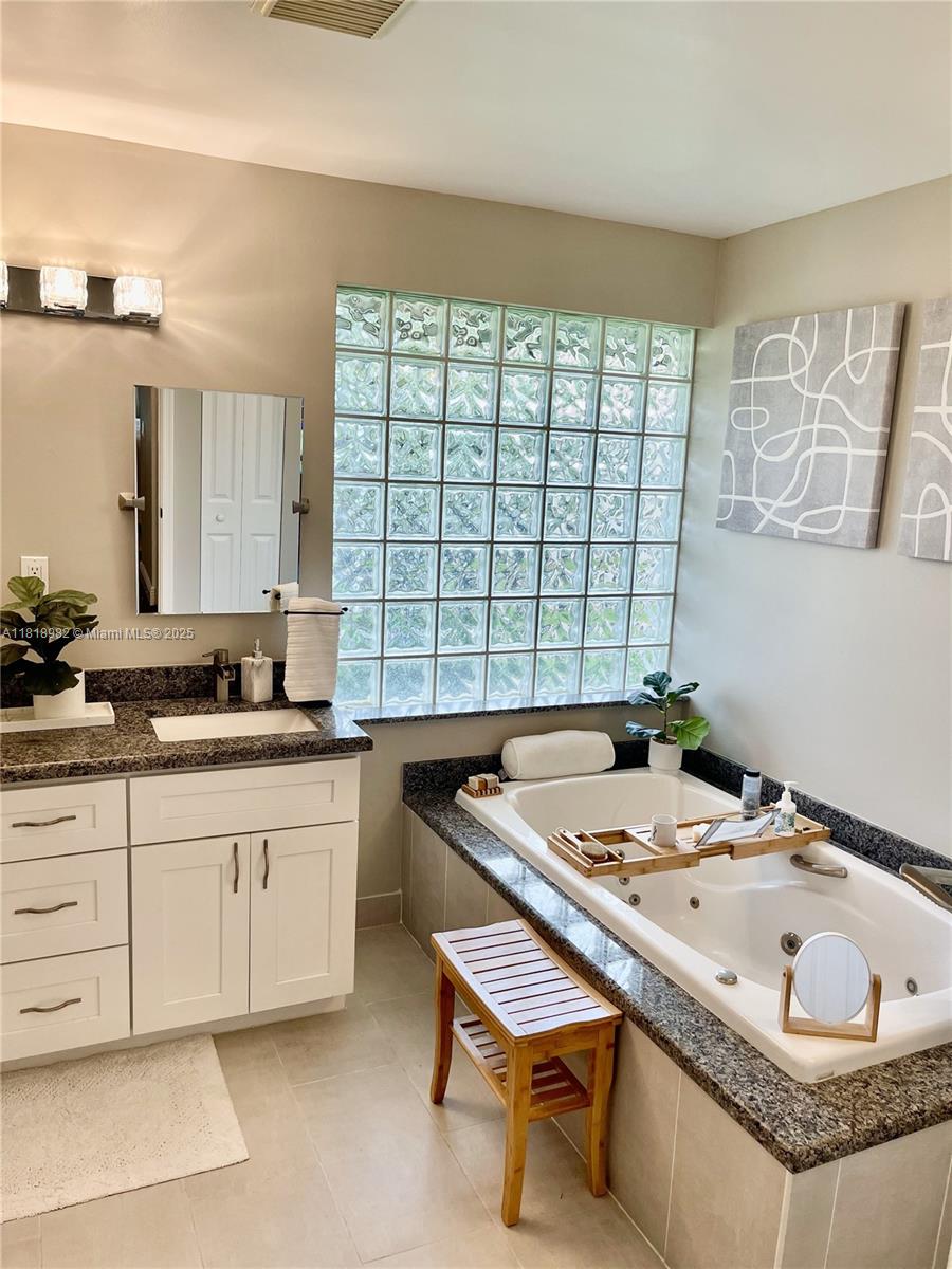 TURTLE RUN - Residential
