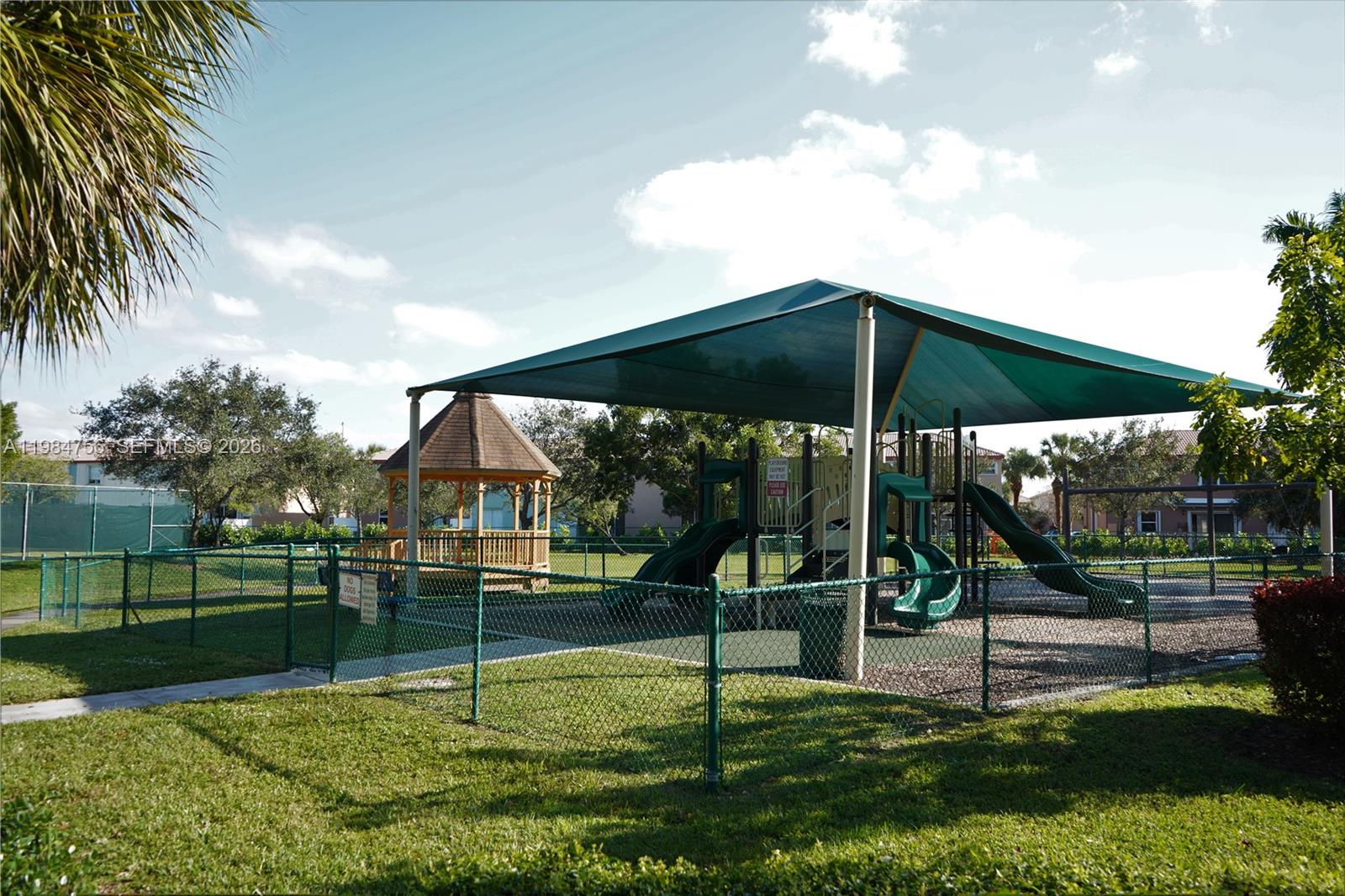 TOWNGATE - Residential