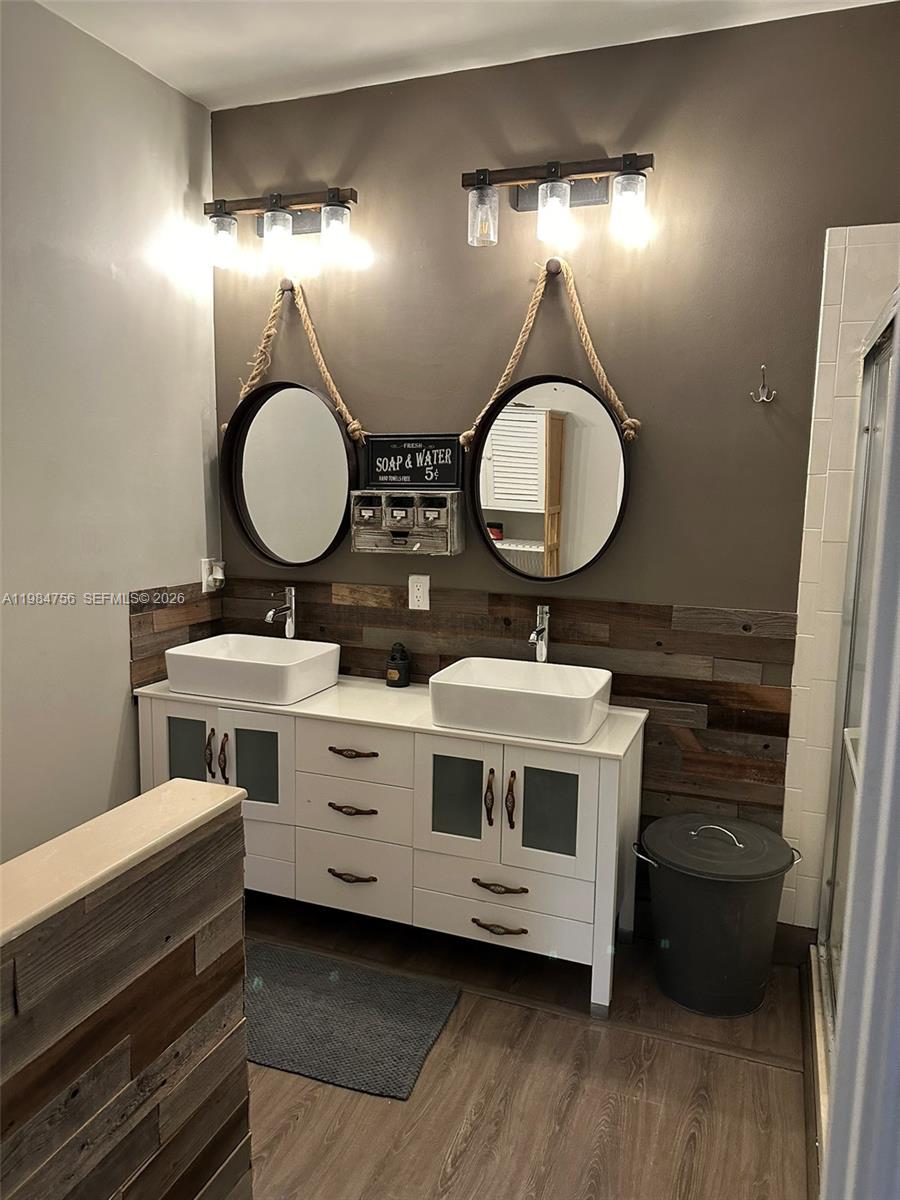 TOWNGATE - Residential